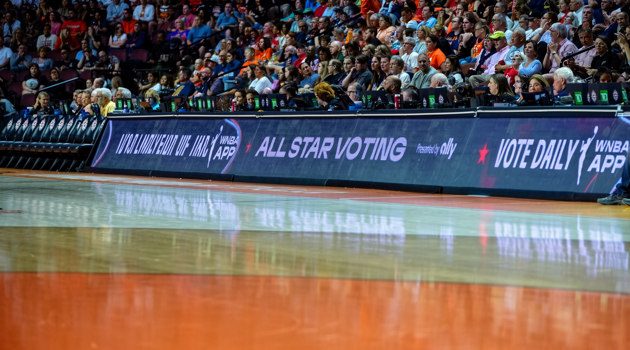 盈嘉体育平台官网 - WNBA 全明星选秀花絮：Weatherspoon 与 Cooper 选边，Bueckers 与 Clark 成焦点 - 盈嘉体育